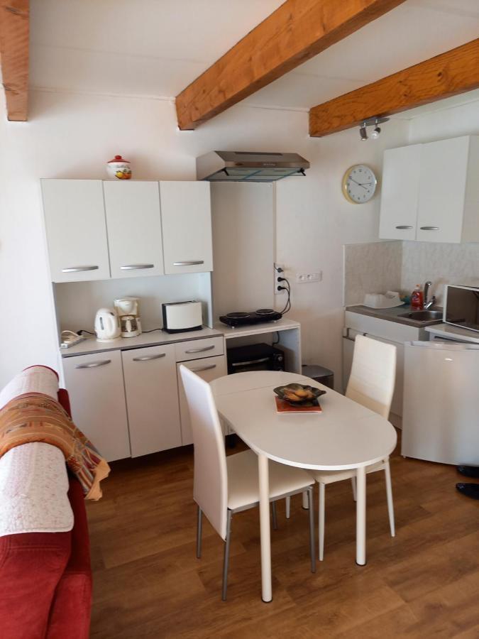 Studio Agreable Et Tres Lumineux Salles-dʼAude Dış mekan fotoğraf