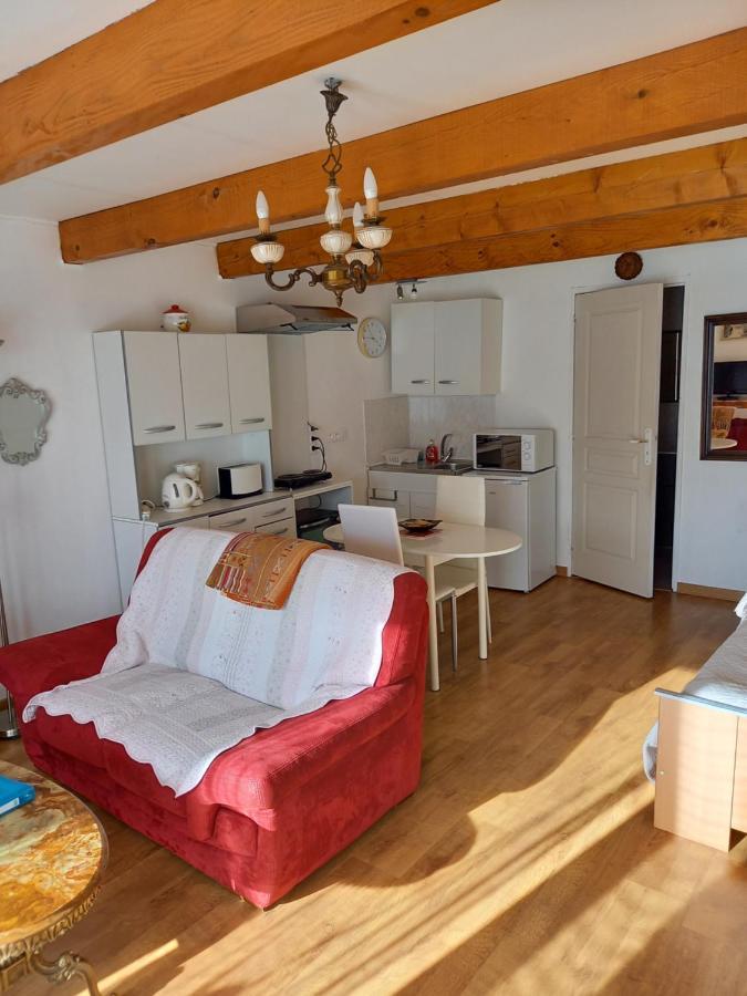 Studio Agreable Et Tres Lumineux Salles-dʼAude Dış mekan fotoğraf